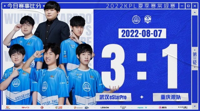 21 点策略：软牌决策的风险收益比。（二十一点策略：软手牌决策的风险与回报权衡）
